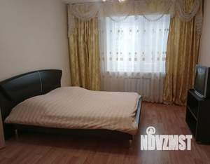 1-к квартира, посуточно, 42м2, 2/10 этаж