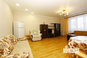 2-к квартира, посуточно, 50м2, 1/1 этаж