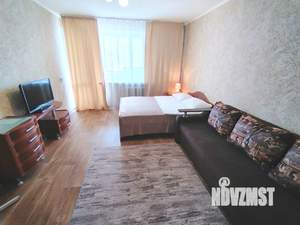 1-к квартира, посуточно, 36м2, 8/10 этаж