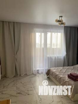 Студия квартира, посуточно, 34м2, 17/20 этаж