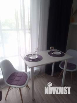 Студия квартира, посуточно, 30м2, 2/18 этаж