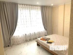 Студия квартира, посуточно, 32м2, 14/23 этаж