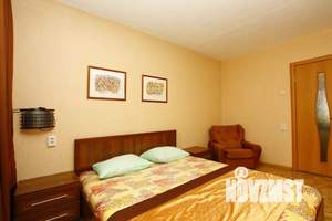 2-к квартира, посуточно, 65м2, 1/1 этаж