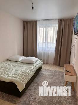 1-к квартира, посуточно, 32м2, 1/10 этаж