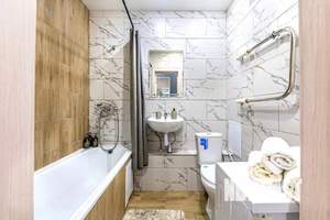 1-к квартира, посуточно, 47м2, 1/1 этаж