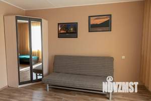 1-к квартира, посуточно, 44м2, 7/10 этаж