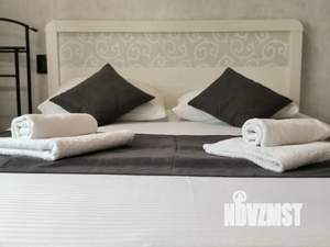 Студия квартира, посуточно, 25м2, 1/10 этаж