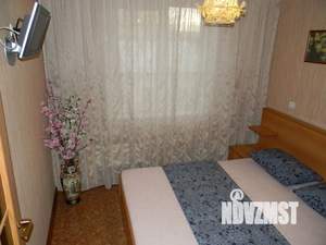 1-к квартира, посуточно, 46м2, 4/10 этаж