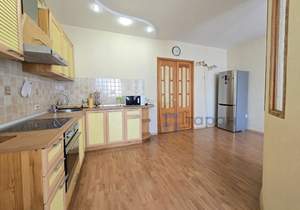 3-к квартира, на длительный срок, 116м2, 2/10 этаж