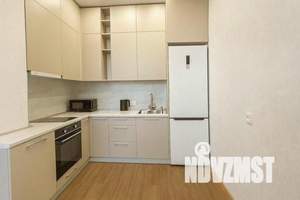 1-к квартира, посуточно, 40м2, 7/16 этаж