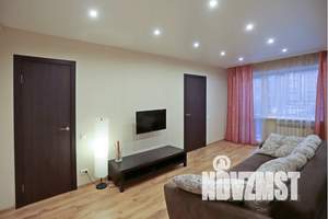 2-к квартира, посуточно, 44м2, 4/5 этаж