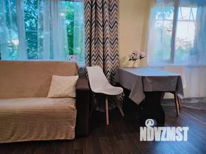 Студия квартира, посуточно, 33м2, 2/5 этаж