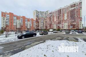 2-к квартира, посуточно, 47м2, 1/1 этаж