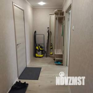 1-к квартира, посуточно, 40м2, 9/9 этаж