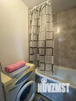 1-к квартира, посуточно, 37м2, 4/10 этаж