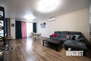 3-к квартира, посуточно, 106м2, 1/1 этаж