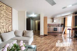 2-к квартира, посуточно, 60м2, 1/1 этаж