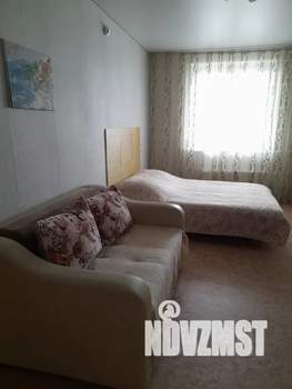1-к квартира, посуточно, 34м2, 7/10 этаж