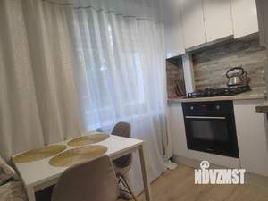 3-к квартира, на длительный срок, 50м2, 1/5 этаж