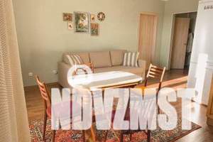 1-к квартира, посуточно, 56м2, 13/20 этаж