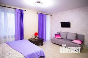 Студия квартира, посуточно, 39м2, 10/19 этаж