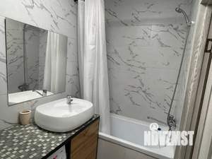 Студия квартира, посуточно, 35м2, 7/20 этаж