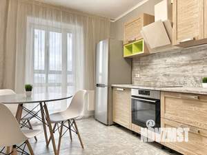 1-к квартира, посуточно, 42м2, 9/18 этаж