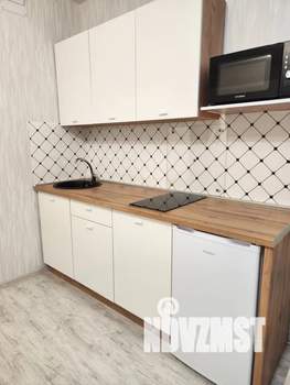 Студия квартира, посуточно, 28м2, 2/10 этаж