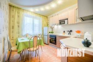 2-к квартира, посуточно, 66м2, 3/10 этаж