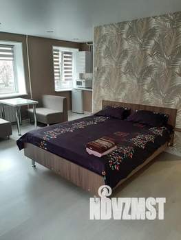 Студия квартира, посуточно, 34м2, 1/5 этаж