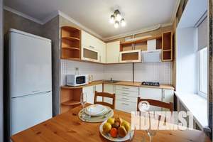 2-к квартира, посуточно, 47м2, 2/5 этаж