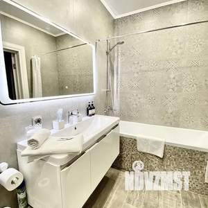 Студия квартира, посуточно, 30м2, 23/25 этаж