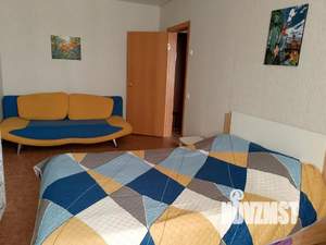 1-к квартира, посуточно, 34м2, 7/10 этаж