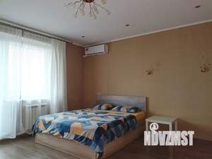 1-к квартира, посуточно, 40м2, 10/10 этаж