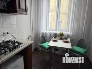 1-к квартира, посуточно, 37м2, 5/8 этаж