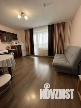 2-к квартира, посуточно, 50м2, 1/1 этаж