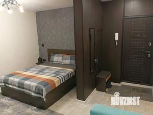 1-к квартира, посуточно, 32м2, 6/9 этаж