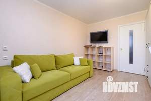 Студия квартира, посуточно, 30м2, 3/10 этаж