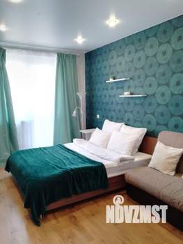 1-к квартира, посуточно, 32м2, 5/10 этаж