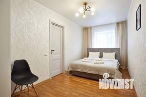 1-к квартира, посуточно, 47м2, 1/1 этаж