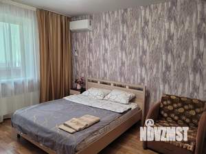 1-к квартира, посуточно, 42м2, 3/10 этаж