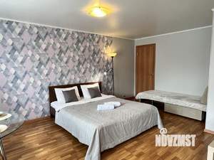 1-к квартира, посуточно, 33м2, 1/1 этаж