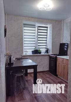 1-к квартира, посуточно, 40м2, 3/5 этаж