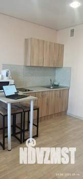 Студия квартира, посуточно, 31м2, 4/20 этаж