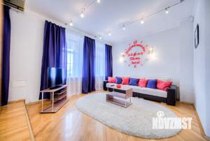 3-к квартира, посуточно, 105м2, 3/8 этаж