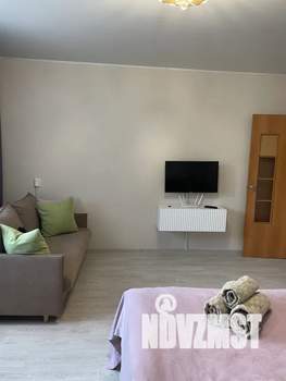 1-к квартира, посуточно, 40м2, 2/10 этаж