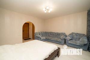 1-к квартира, посуточно, 43м2, 9/10 этаж