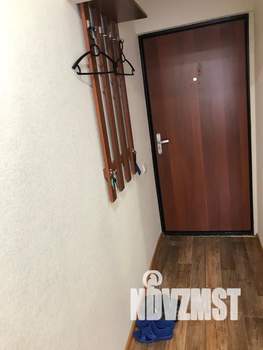 Студия квартира, посуточно, 17м2, 1/10 этаж