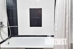 1-к квартира, посуточно, 42м2, 4/10 этаж