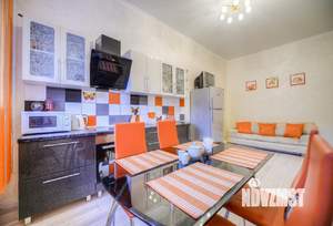 2-к квартира, посуточно, 50м2, 1/1 этаж